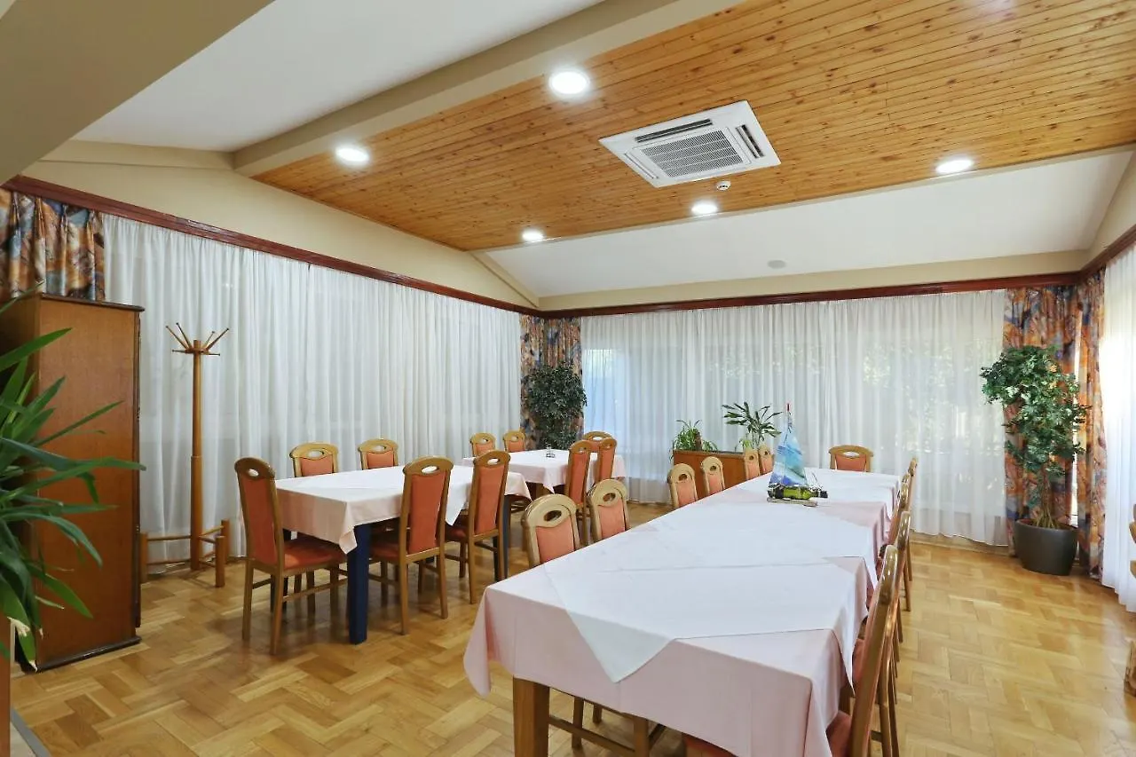 Guest house Villa Tade Debeljak Croatia